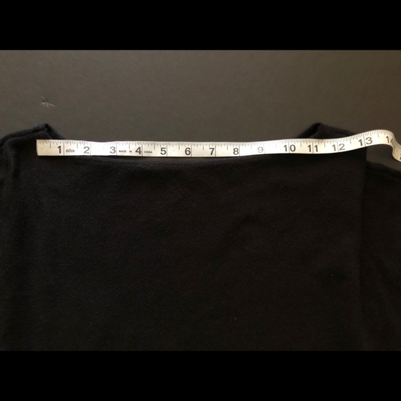 Black soft comfy boatneck sweater size small - Picture 7 of 9